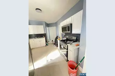 204 Demott Avenue 2 #2, Clifton, NJ 07011 - Photo 7