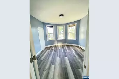 204 Demott Avenue 2 #2, Clifton, NJ 07011 - Photo 3