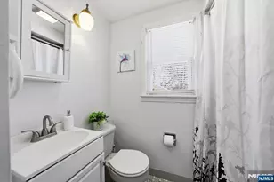 70 Teaneck Rd, Ridgefield Park, NJ 07660 - Photo 11