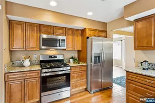 192 Clarken Dr, West Orange Township, NJ 07052 - Photo 9