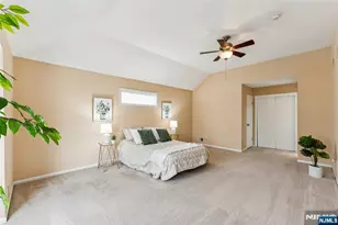 192 Clarken Dr, West Orange Township, NJ 07052 - Photo 15