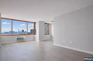 100 Old Palisade Road 2508, Fort Lee, NJ 07024 - Photo 3