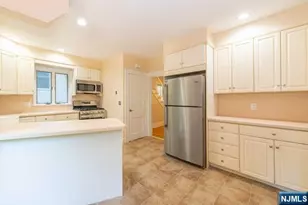 208 St Nicholas Ave, Englewood, NJ 07631 - Photo 11