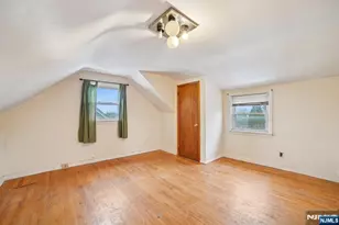 18 Byrne Pl, Bergenfield, NJ 07621 - Photo 19