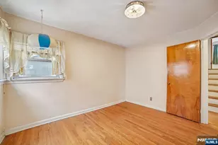 18 Byrne Pl, Bergenfield, NJ 07621 - Photo 15
