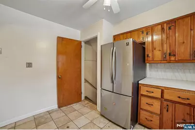 18 Byrne Place, Bergenfield, NJ 07621 - Photo 5