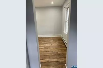 215 Elm Avenue 2 #2, Teaneck Township, NJ 07666 - Photo 15
