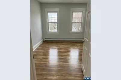 215 Elm Avenue 2 #2, Teaneck Township, NJ 07666 - Photo 9