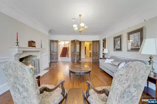 213 Stokes Farm Rd, Franklin Lakes, NJ 07417 - Photo 5