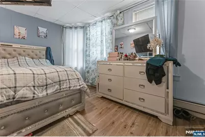 160 Burgess Place, Passaic, NJ 07055 - Photo 11