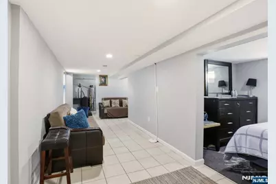 41 15th Avenue, Elmwood Park, NJ 07407 - Photo 21