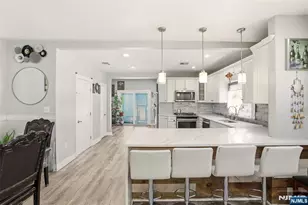 41 15th Ave, Elmwood Park, NJ 07407 - Photo 9