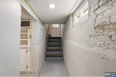 41 15th Avenue, Elmwood Park, NJ 07407 - Photo 23