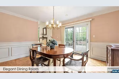 112 Edgewood Road, Allendale, NJ 07401 - Photo 11