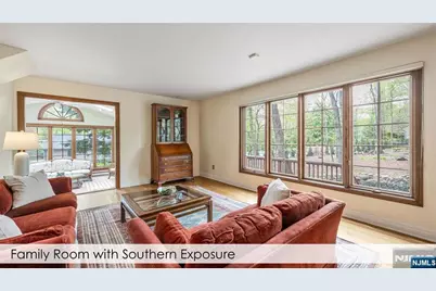 112 Edgewood Road, Allendale, NJ 07401 - Photo 5