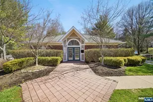 2106 Henry Ct, Mahwah, NJ 07430 - Photo 19