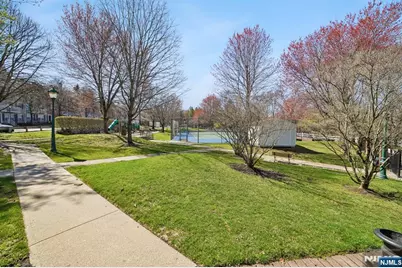 2106 Henry Court, Mahwah, NJ 07430 - Photo 21