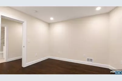 7 Maple Street 1 #1, Bloomfield, NJ 07003 - Photo 7
