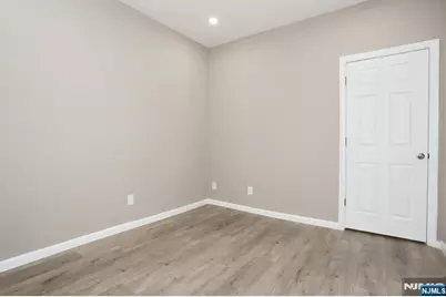 143 Farnham Avenue 2 #2, Garfield, NJ 07026 - Photo 19