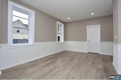 143 Farnham Avenue 2 #2, Garfield, NJ 07026 - Photo 9