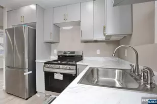 143 Farnham Ave 2, Garfield, NJ 07026 - Photo 15