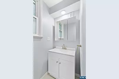 736 2nd Street Flr 1 #Flr 1, Secaucus, NJ 07094 - Photo 11