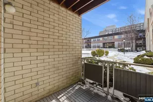 1111 River Road C6, Edgewater, NJ 07020 - Photo 7