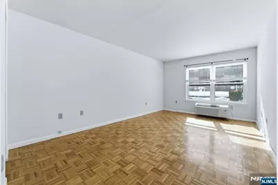 1111 River Road C6 #C6, Edgewater, NJ 07020 - Photo 11