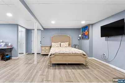 74 Spring Avenue, Bergenfield, NJ 07621 - Photo 31