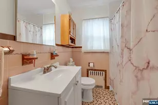 712 Meyer Ave, Lyndhurst Township, NJ 07071 - Photo 21