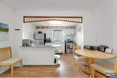 712 Meyer Avenue, Lyndhurst Township, NJ 07071 - Photo 15