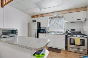 712 Meyer Ave, Lyndhurst Township, NJ 07071 - Photo 17