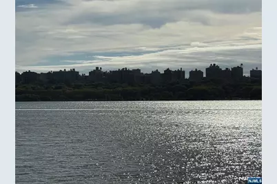 242 The Promenade 242 #242, Edgewater, NJ 07020 - Photo 19