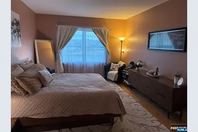 242 The Promenade 242 #242, Edgewater, NJ 07020 - Photo 11