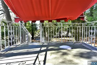 411 10th Street 1 #1, Palisades Park, NJ 07650 - Photo 31