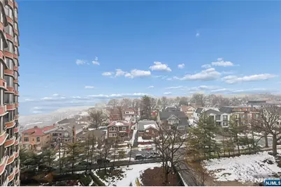100 Carlyle Drive 9Es #9ES, Cliffside Park, NJ 07010 - Photo 37