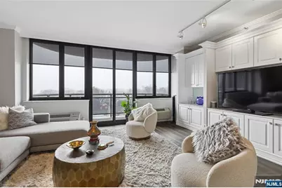 100 Carlyle Drive 9Es #9ES, Cliffside Park, NJ 07010 - Photo 5