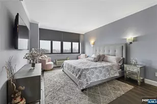 100 Carlyle Dr 9Es, Cliffside Park, NJ 07010 - Photo 25