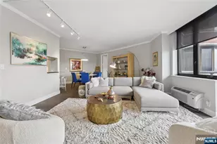 100 Carlyle Dr 9Es, Cliffside Park, NJ 07010 - Photo 3