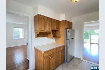 52 Day Street, Clifton, NJ 07011 - Photo 5