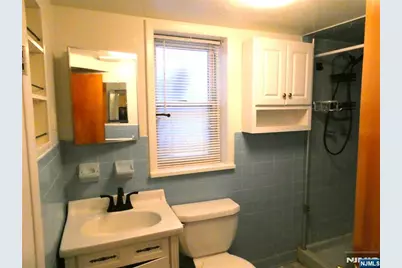 355 Elm Street 2 #2, Elmwood Park, NJ 07407 - Photo 11