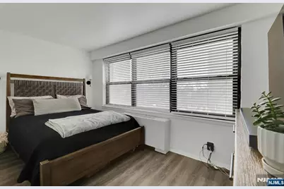 285 Aycrigg Avenue 5C #5C, Passaic, NJ 07055 - Photo 13