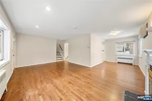 44 Knickerbocker Rd, Cresskill, NJ 07626 - Photo 5