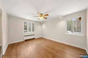 44 Knickerbocker Rd, Cresskill, NJ 07626 - Photo 13