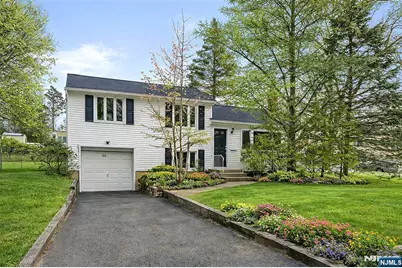 44 Knickerbocker Road, Cresskill, NJ 07626 - Photo 1
