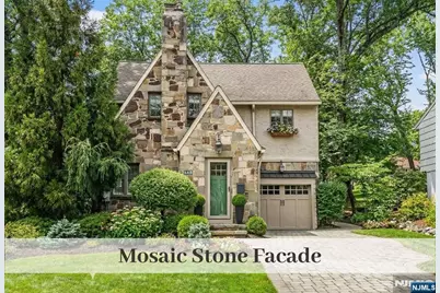 446 Upper Boulevard, Ridgewood, NJ 07450 - Photo 1