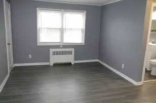 204 Darwin Ave B, Rutherford, NJ 07070 - Photo 3