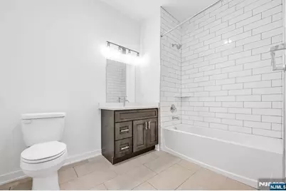 315 Railroad Avenue 204 #204, East Rutherford, NJ 07073 - Photo 19