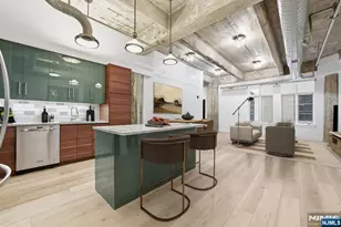 140 Bay Street 2D, Jersey City, NJ 07302 - Photo 1