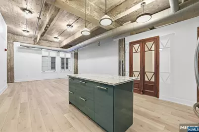 140 Bay Street 2D #2D, Jersey City, NJ 07302 - Photo 37